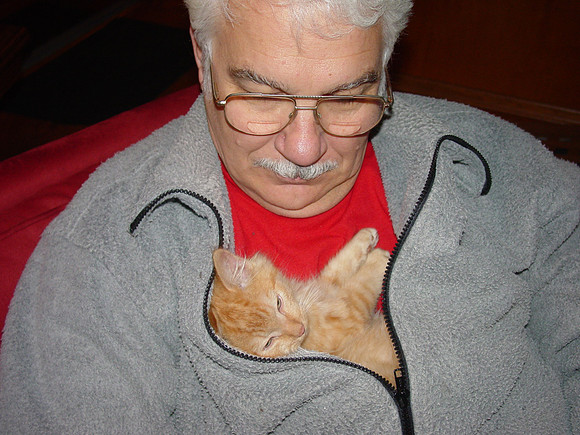 Cuddle Fausto